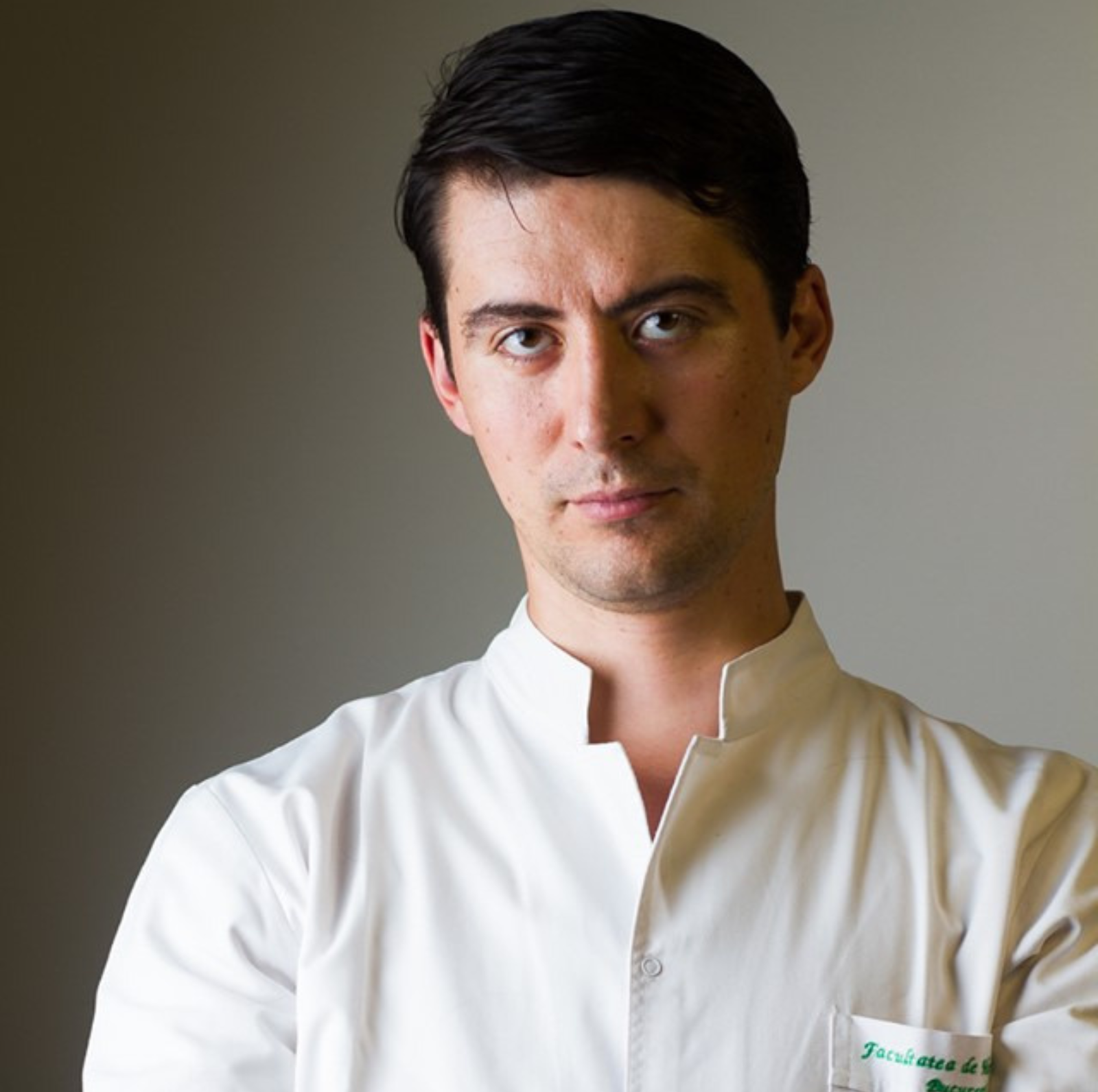 Dr. Valentin Popescu